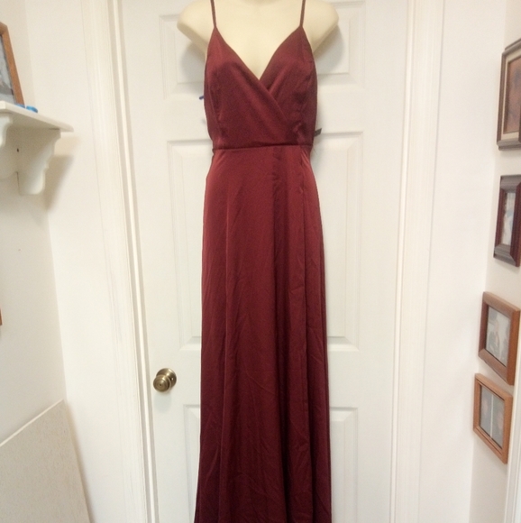 🆕 Lulu's 👗 Size Small🌹 burgundy color dress suer soft - Picture 10 of 14